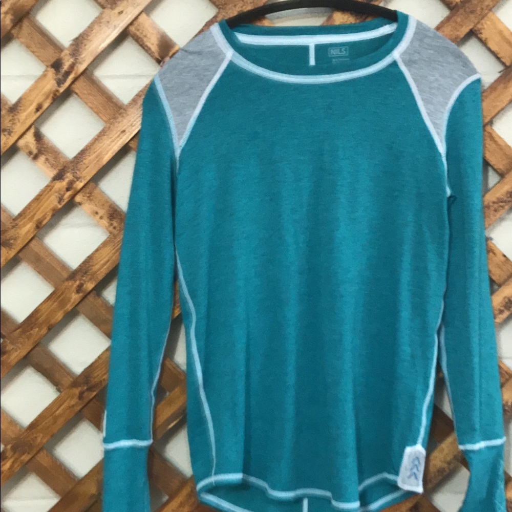 Nails base layer top